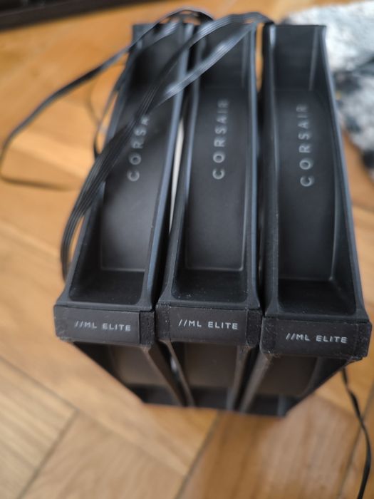 Ventilatoare corsair rgb ML140, banda rgb, lightning node