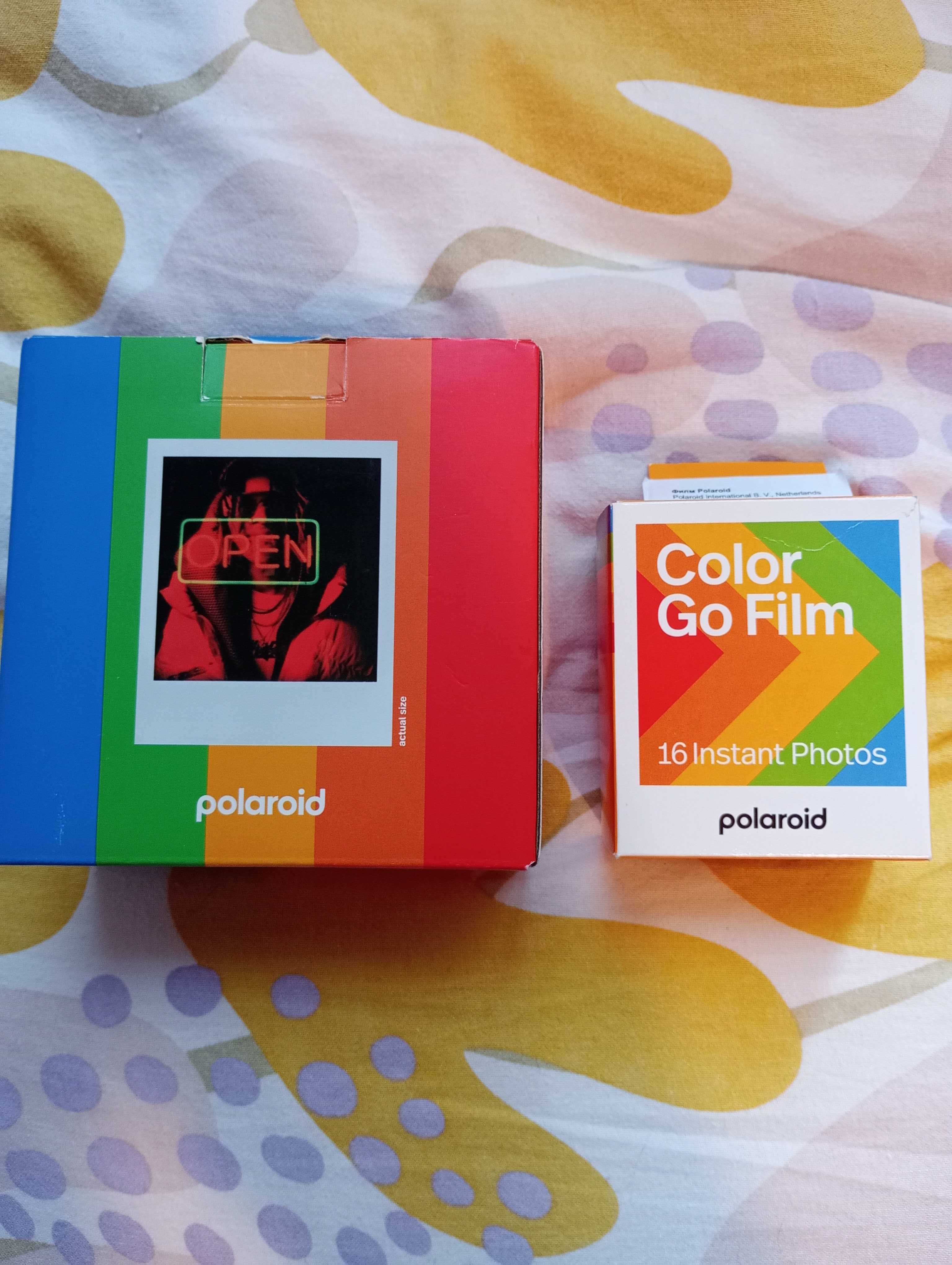 Моментен фотоапарат Polaroid + филм за проявяване 16 бр.