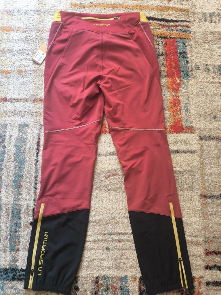 Pantaloni Barbati La Sportiva (S,M,L) (Pret Fix)