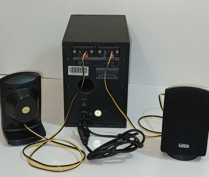 Сам буфер стерео multimedia  speaker model ER 2050 + Bluetooth модуль