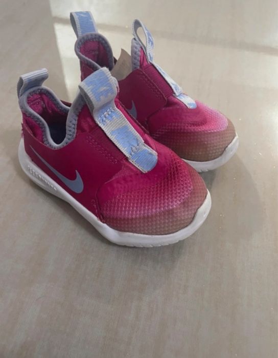 Adidasi Nike marime 21 - 11 cm