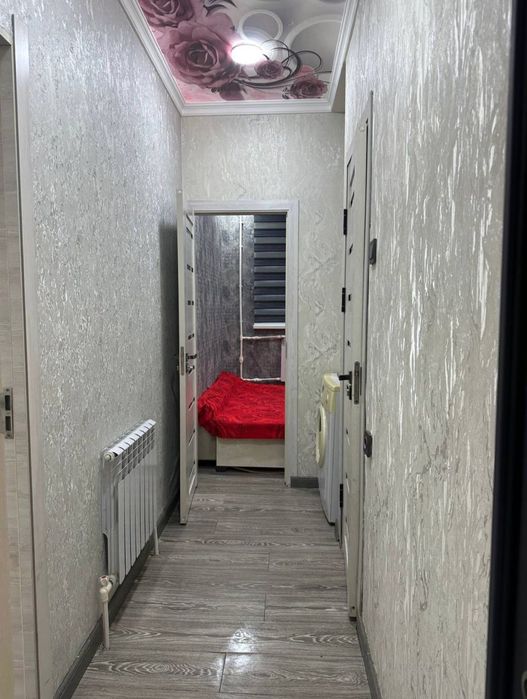 Чиланзар 19 да 1*2/1/4 сотилади .Балкон 1,5*3