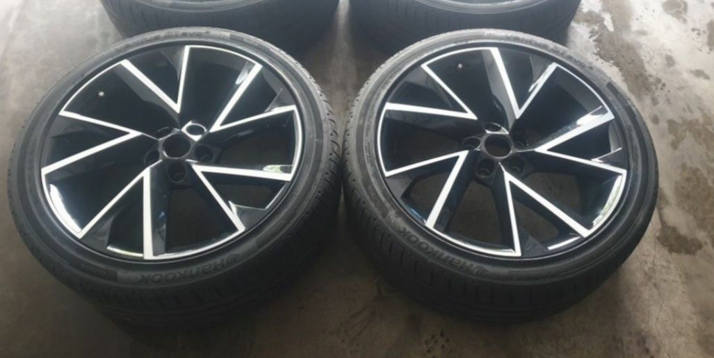 Jante aliaj R19 Skoda Superb + Anvelope vara Hankook 235/40/R19