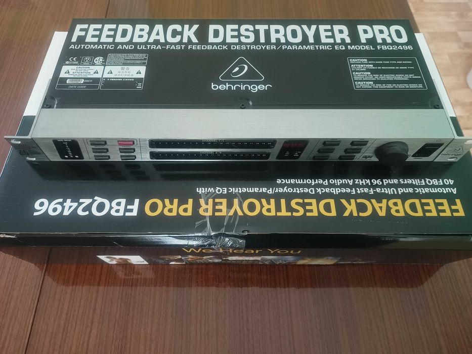 Behringer FBQ2496 feedback destroyer Pro