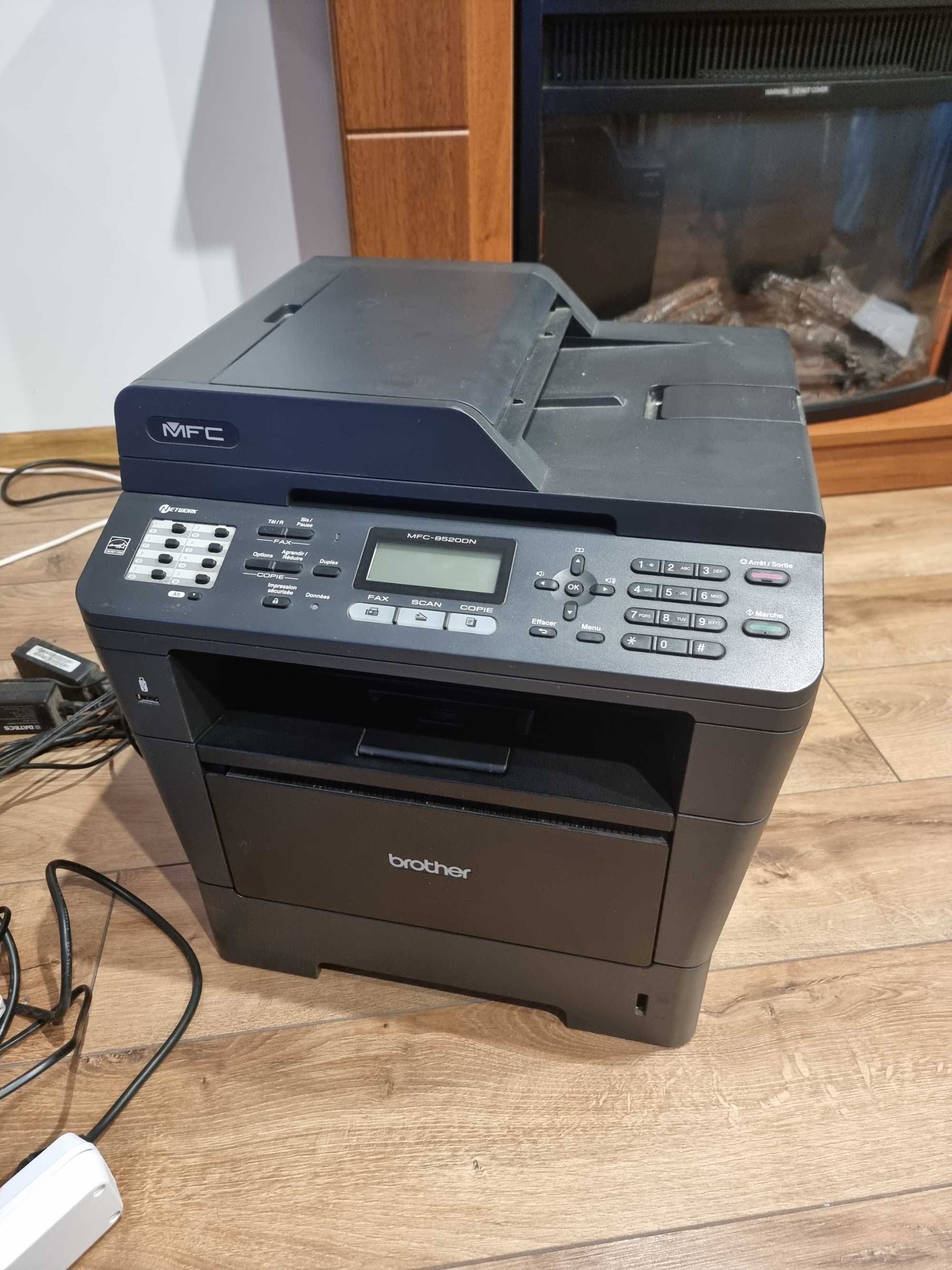 Multifunctionala Brother MFC-8520DN