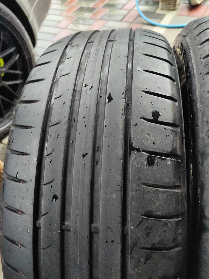 Anvelope vara Dunlop sport response 215 60 16