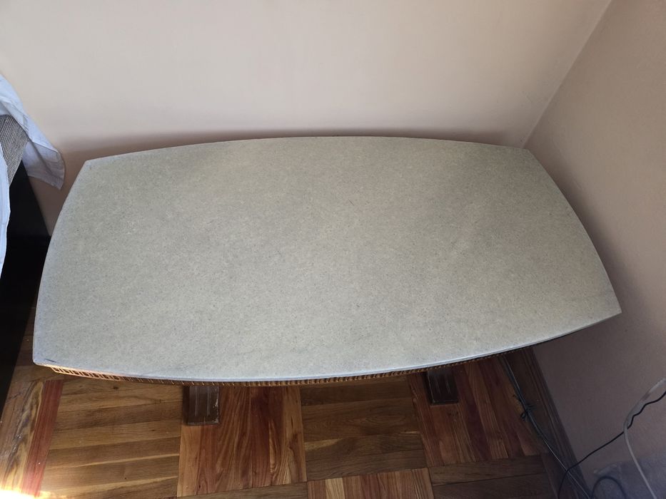 Антикварна мраморна маса