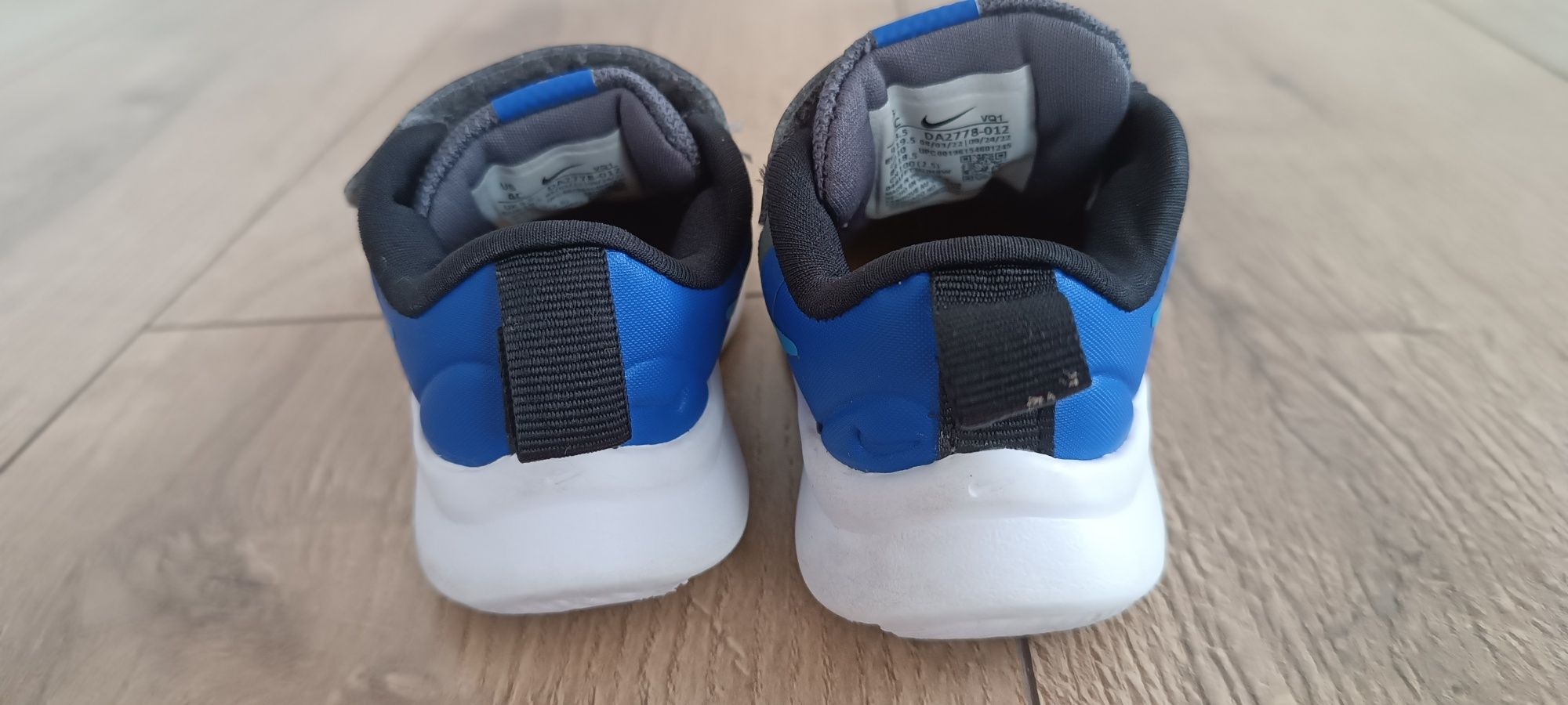 Бебешки обувки Nike 19,5