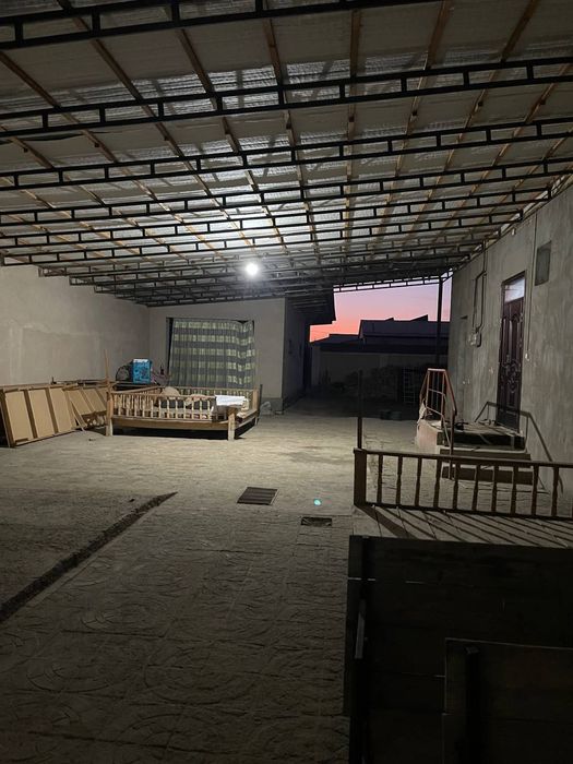 Uy satiladi TAXIATASH kassegin namunali