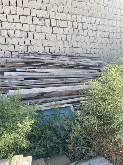 Б/у тахталар сотилади. Опалубкалар. Вассалик. Черный потолок. Продаю.