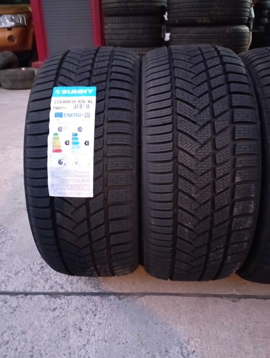 Anvelope Sunny 225/40/18 Noi De Iarna