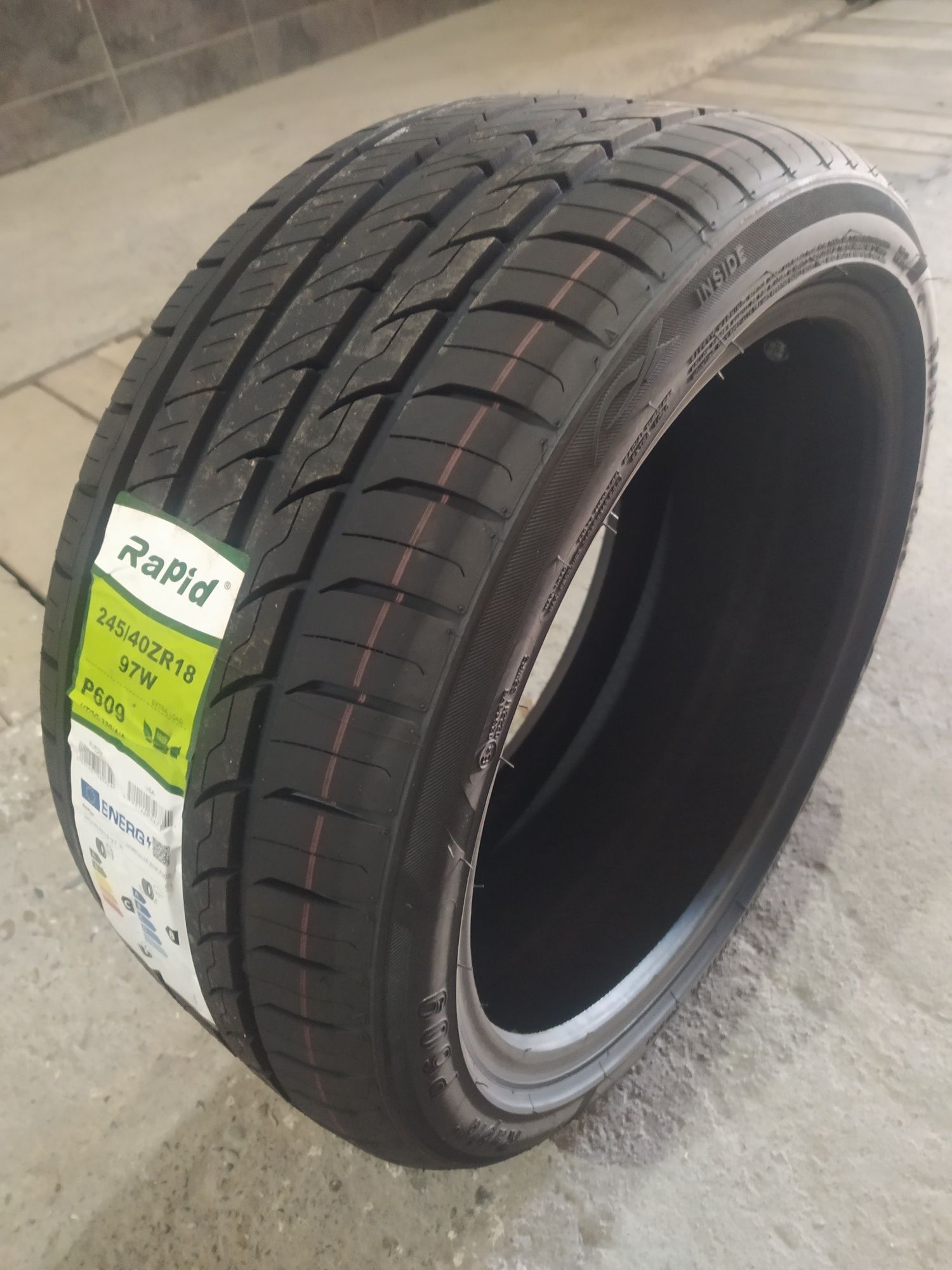 Rapid 245/40R18 P609 97W