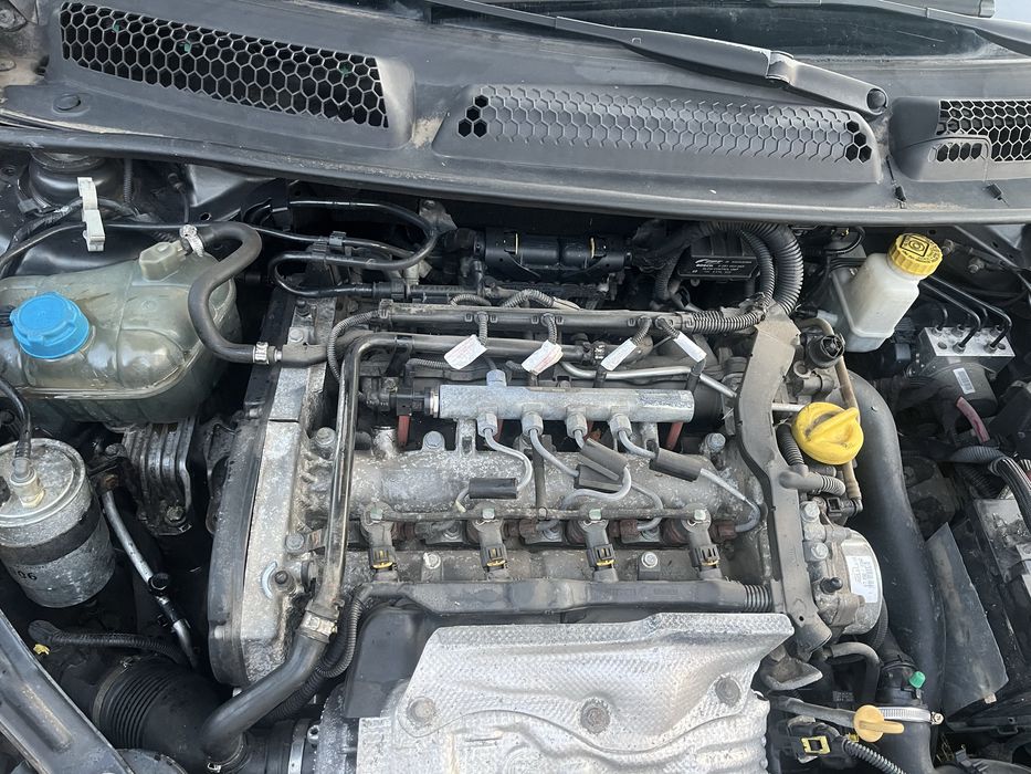 Motor complet Lania Delta III/ Fiat Bravo II/ Alfa Romeo 2.0 Multijet