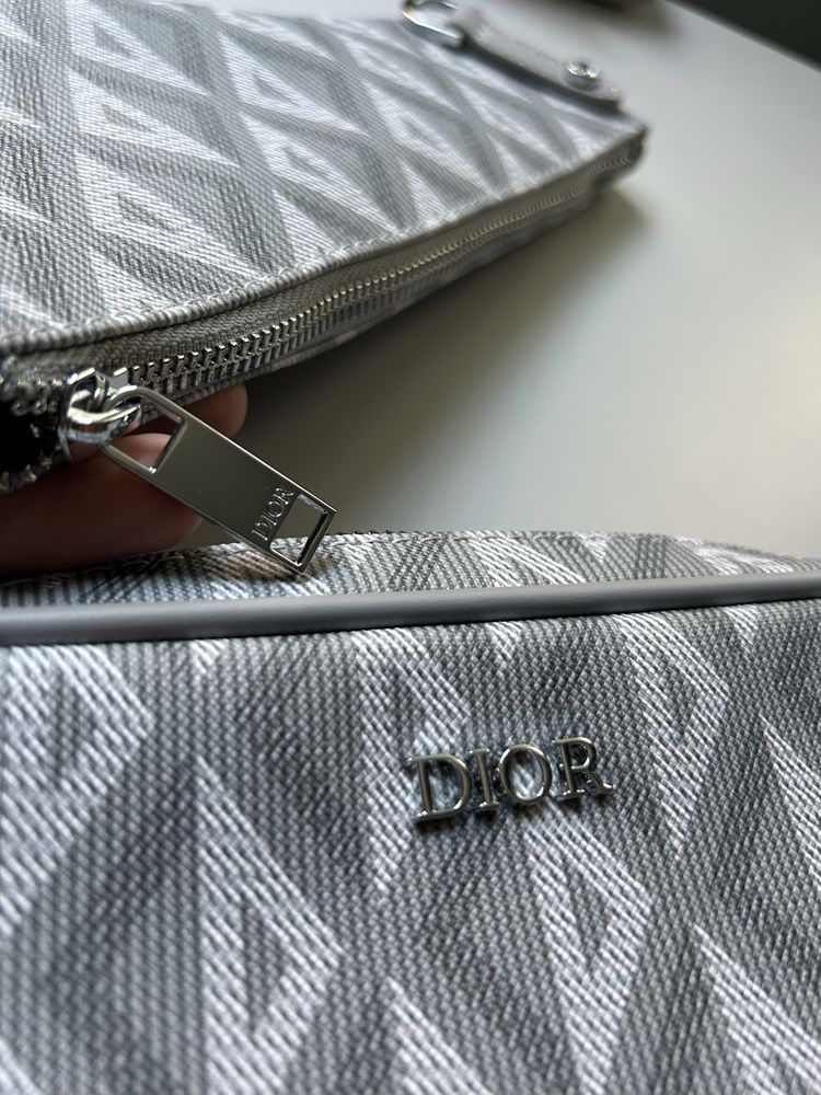 Dior Чанта.