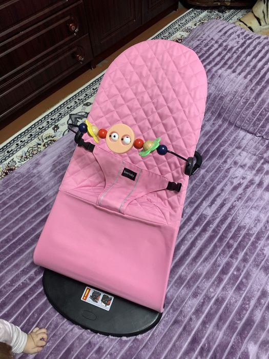 Продаю шезлонг очень хорошее состаяние удобное