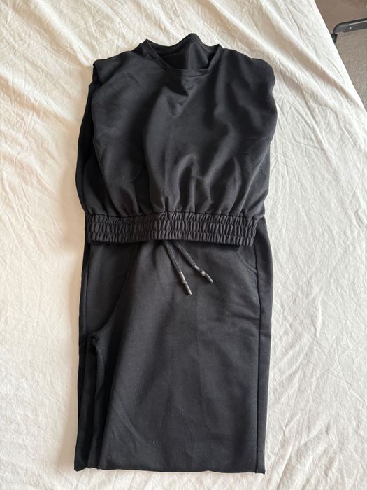 Сет в черно - 30лв.