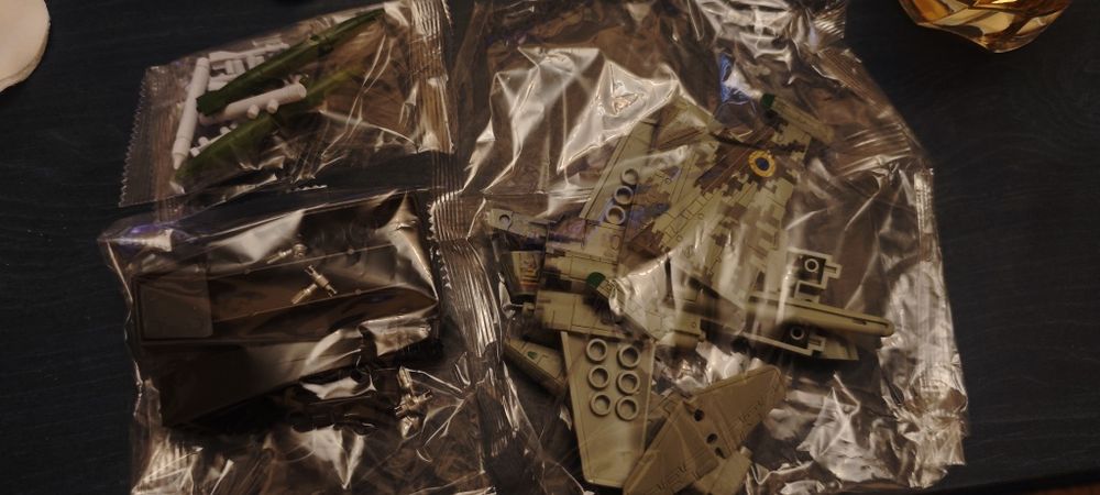 Модел на  СУ-25 1/72 на украинските ВВС