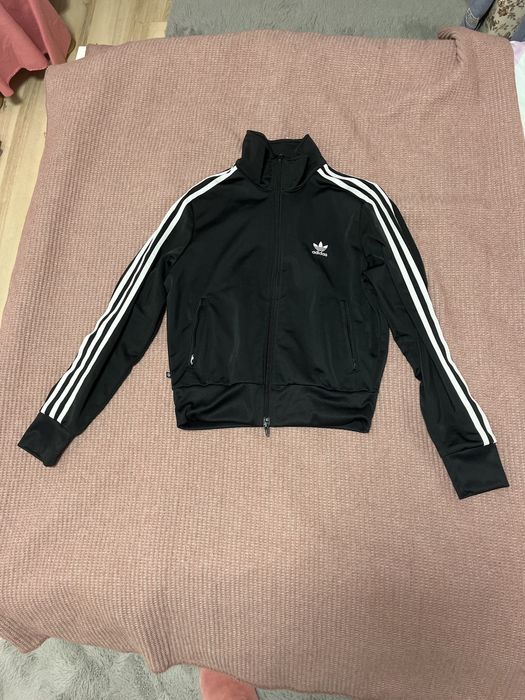 Оригинален суитшърт на Adidas