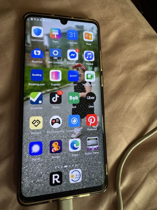 Vand Huawei P30 Pro in stare perfecta