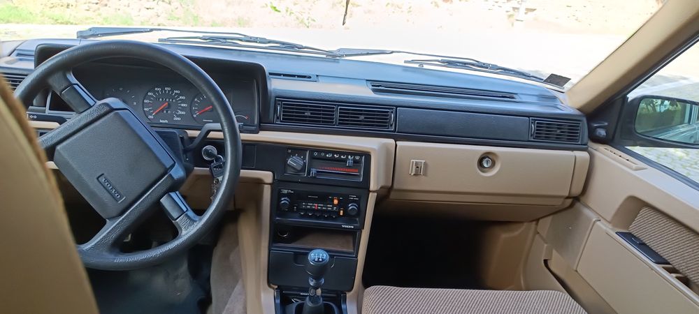 Volvo 740 , vehicul istoric în acte!