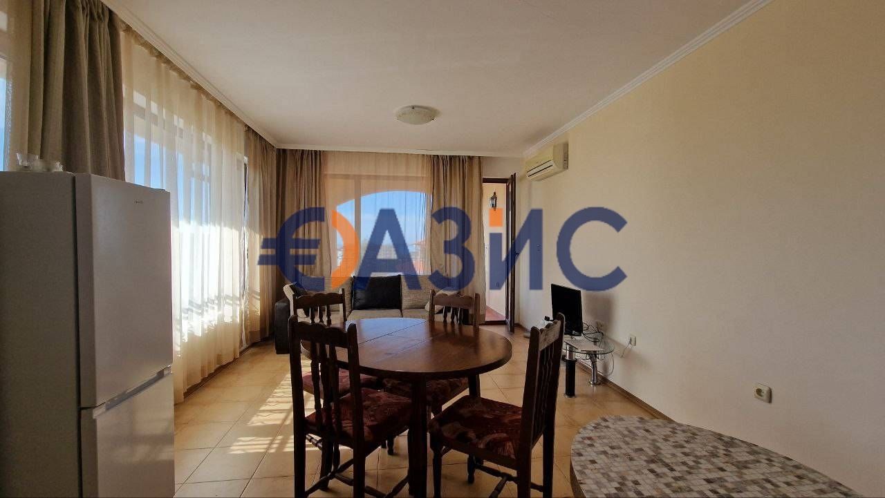 Продава се Двустаен апартамент в Свети Влас - 75 кв.м за 1111 €/кв.м - Снимка #4
