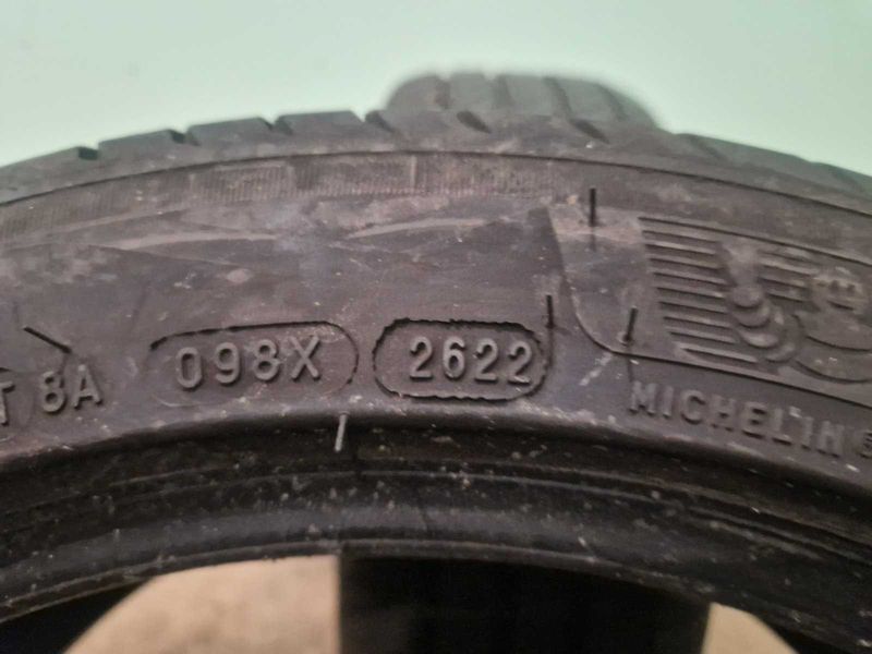 2 Michelin R17 225/45/ 
летни гуми 
DOT2622