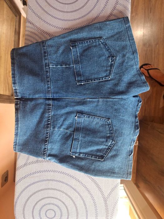 Къси дънкови панталони