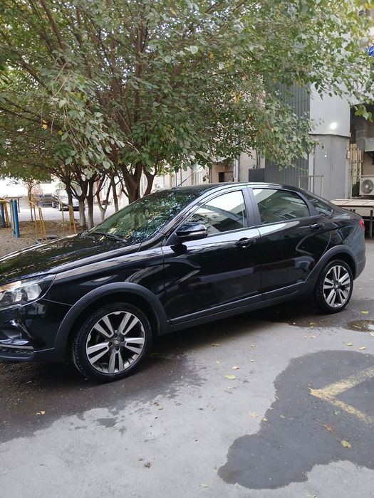 Lada Vesta se cross
