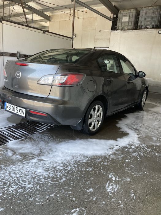Mazda 3 berlina 1,6 diesel