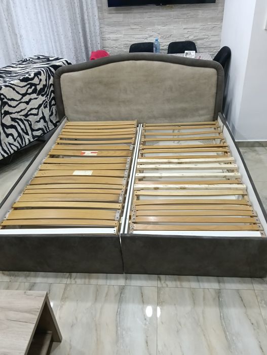 Vând pat de 180/200
