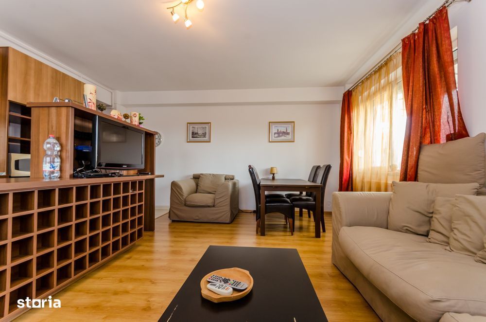 Apartament 3 camere cu garaj, et 2, bloc tip vila, zona Sub Arini