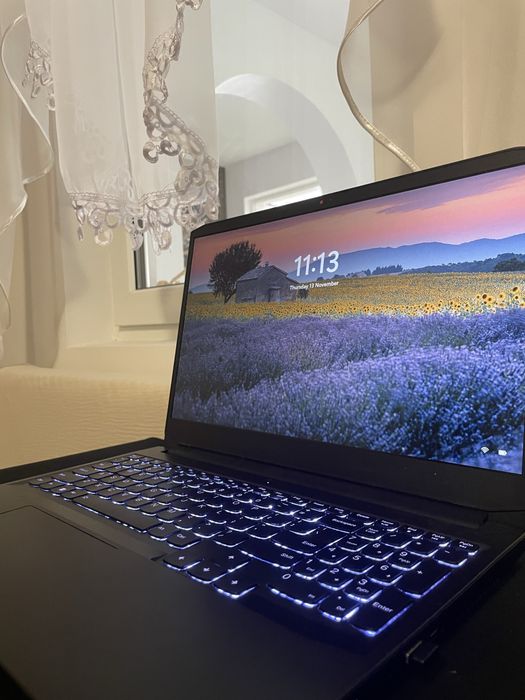 Laptop gaming lenovo ideapad3