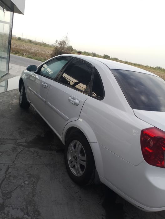 Lasetti 1.8 holati yaxshi