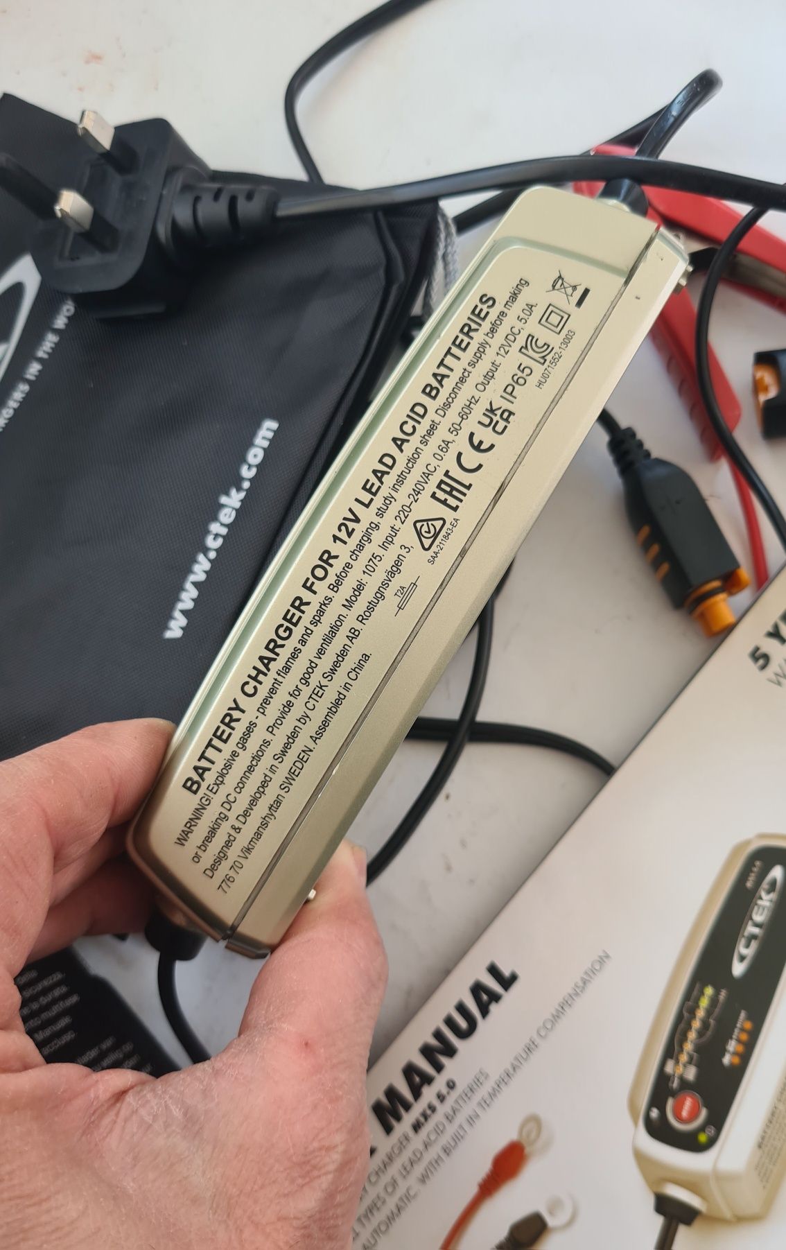 Ctek зарядно 12v