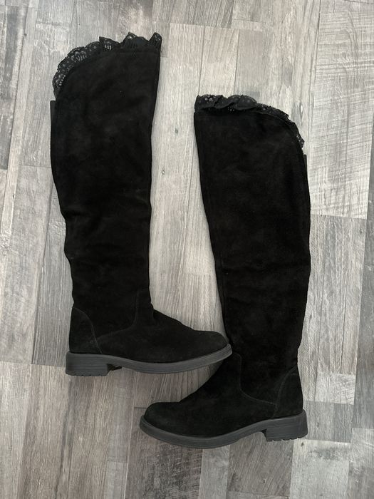 Дамски боти, едтесвен велур.