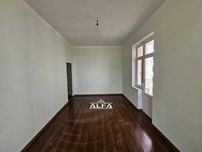 3 xonali 90m² 5-qavat.