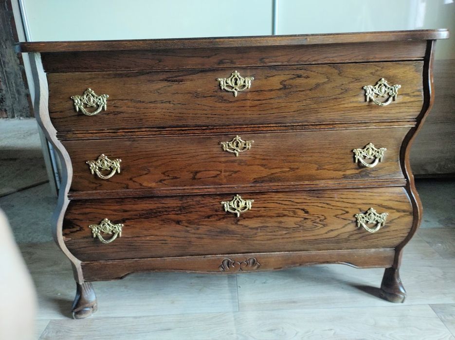 Comoda clasica furnir vintage