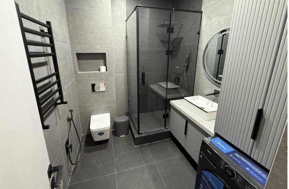 Бобур кучасида 3 хонали таёр хонадон ижарага берамиз! 126*