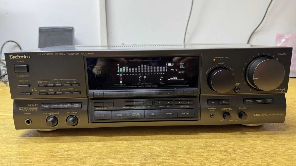 Amplituner cu egalizator incorporat Technics SA-GX530