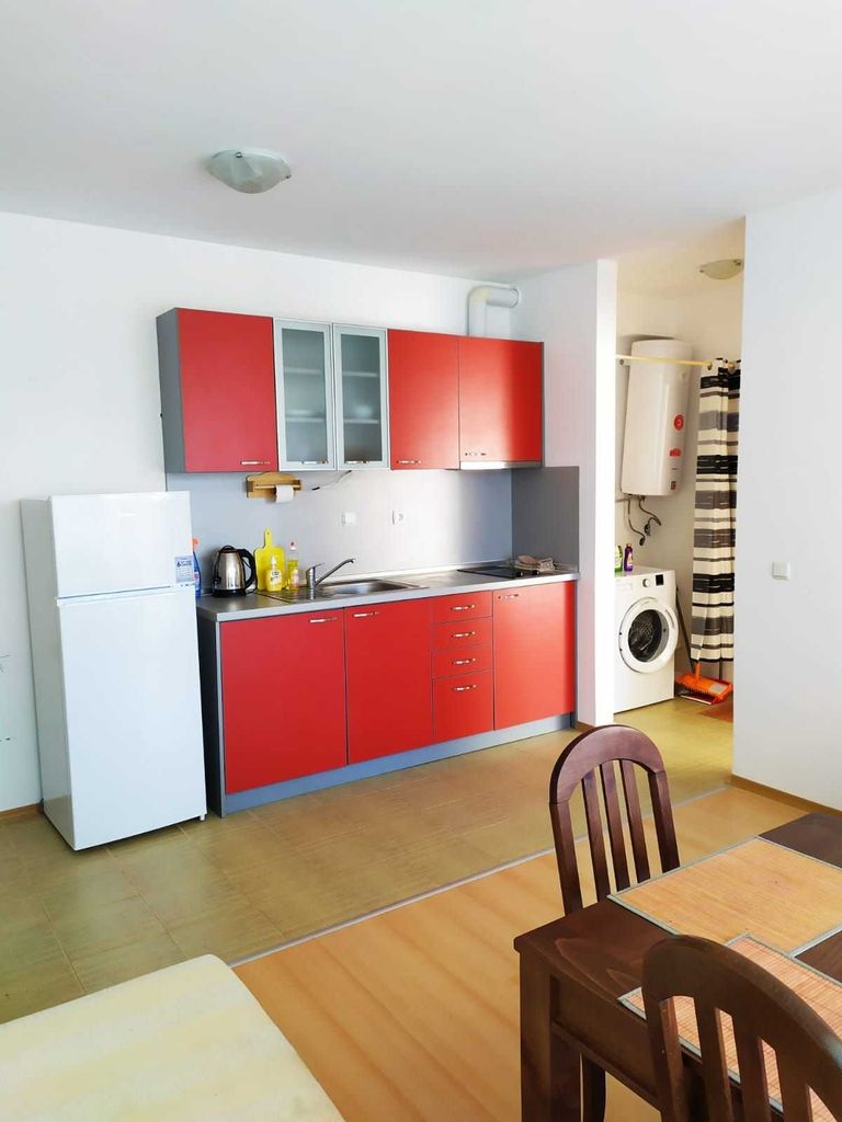 Продава се Двустаен апартамент в к.к. Слънчев бряг - 62 кв.м за 1162 €/кв.м - Снимка #3