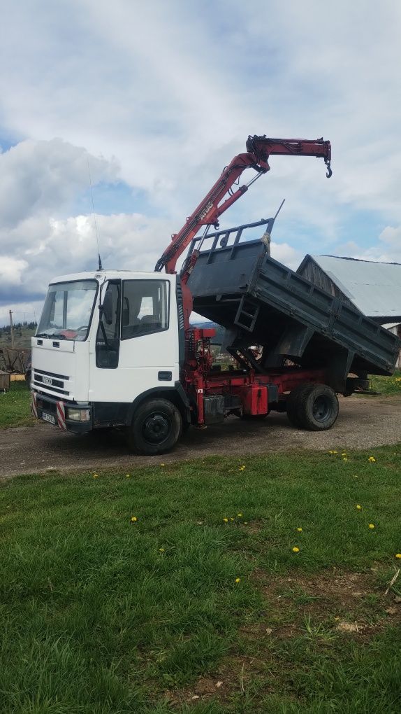 Vând sau schimb cu cap tractor