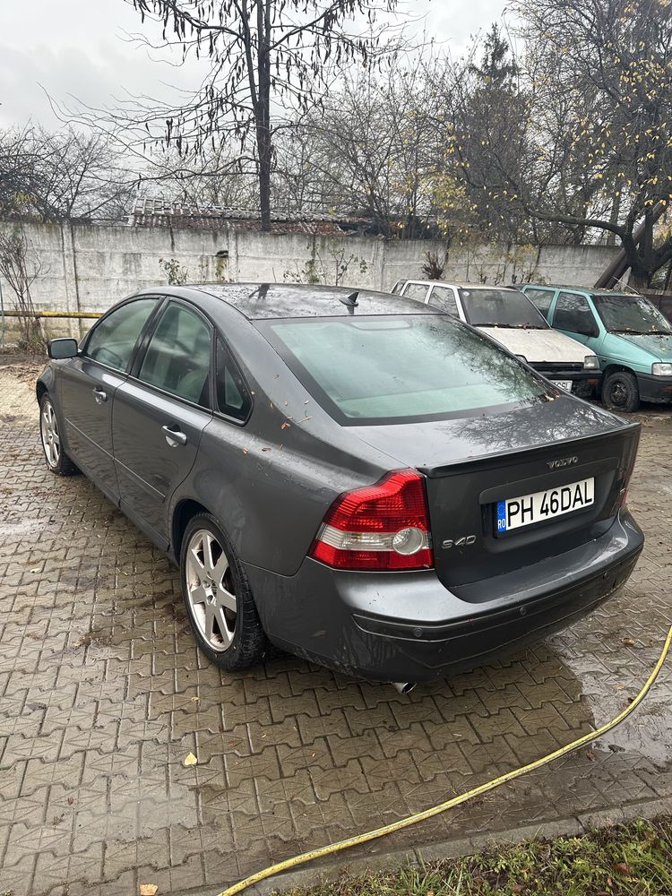 Volvo S40 T5 220cp