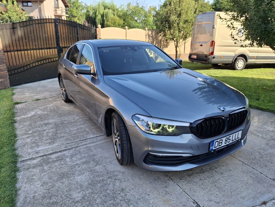 Bmw g30 520d navi mare Distronic plus trapă volan încălzit full Led
