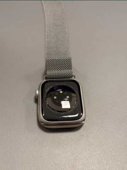 Vând Apple Watch Series 8 (41mm)