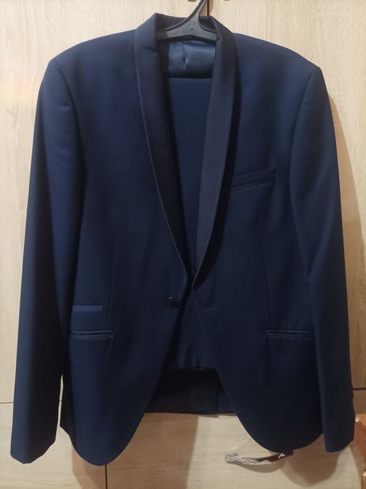 Kastyum shim dvoyka 48 razmer