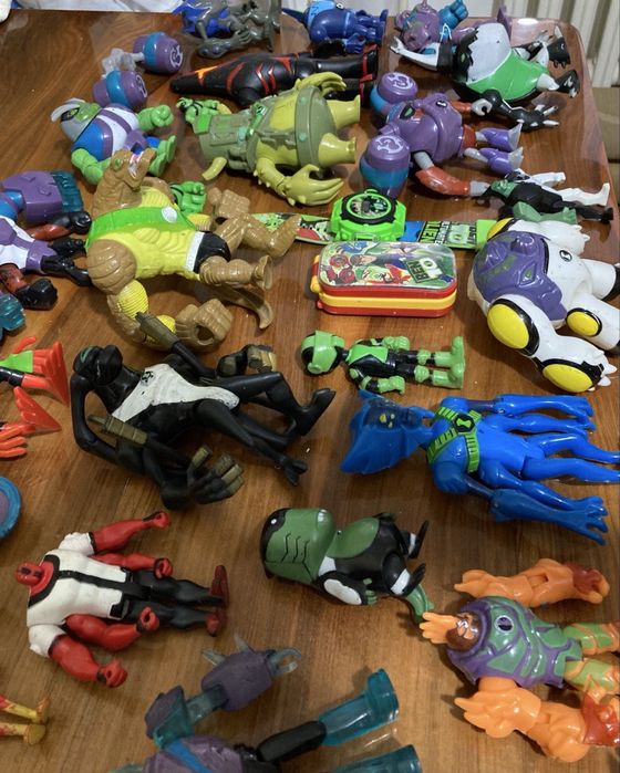 Супергерои Бен 10