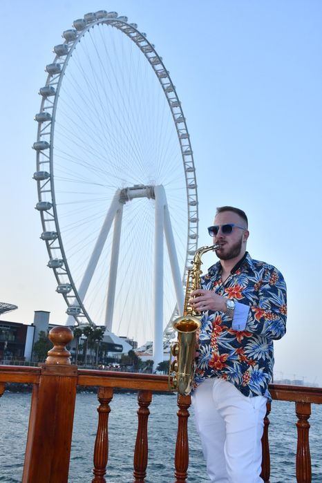 Dj Saxofon Majorat Cununie Petrecere Botez Baluri Inchiriem Sonorizare