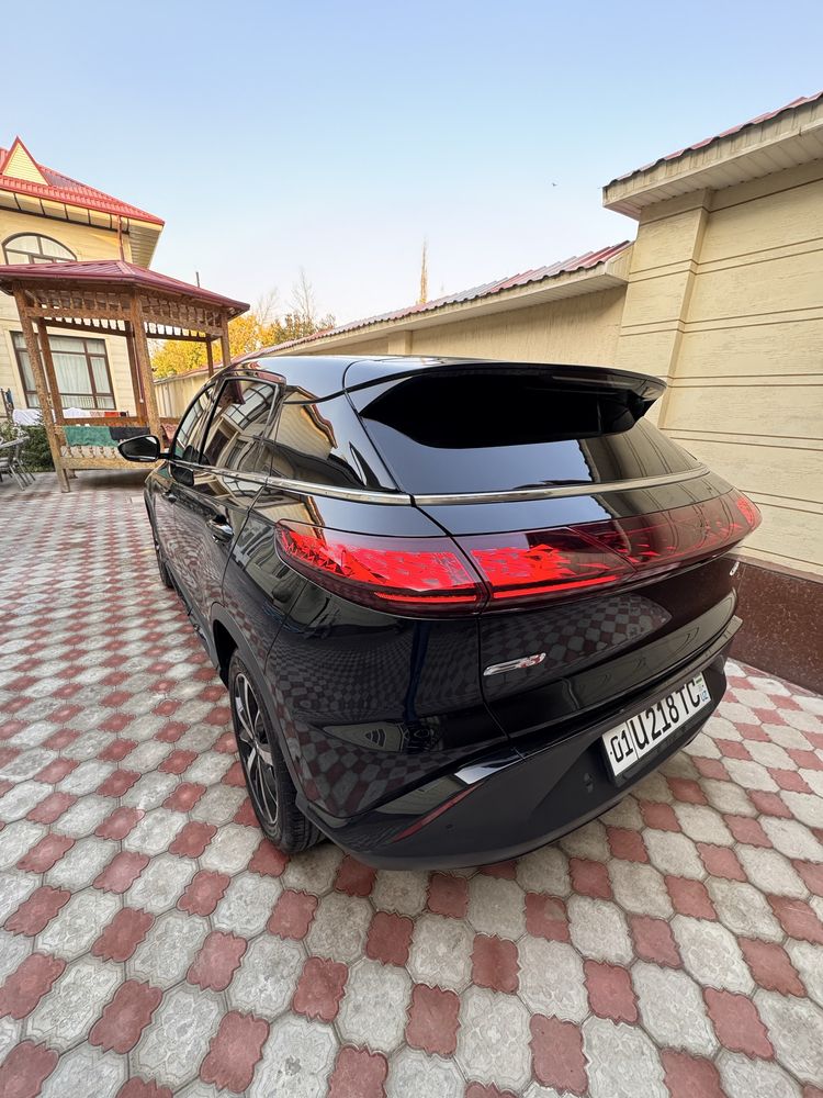Электромобиль Xpeng G3 320 км