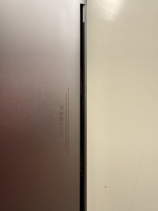 Vand laptop MacBook pro 13 inch