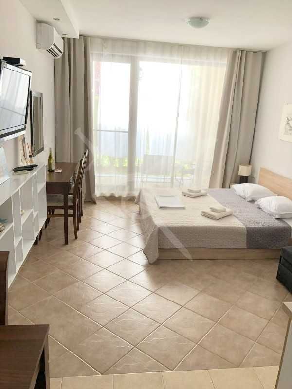 Продава се Едностаен апартамент в Созопол - 38 кв.м за 1527 €/кв.м - Снимка #3